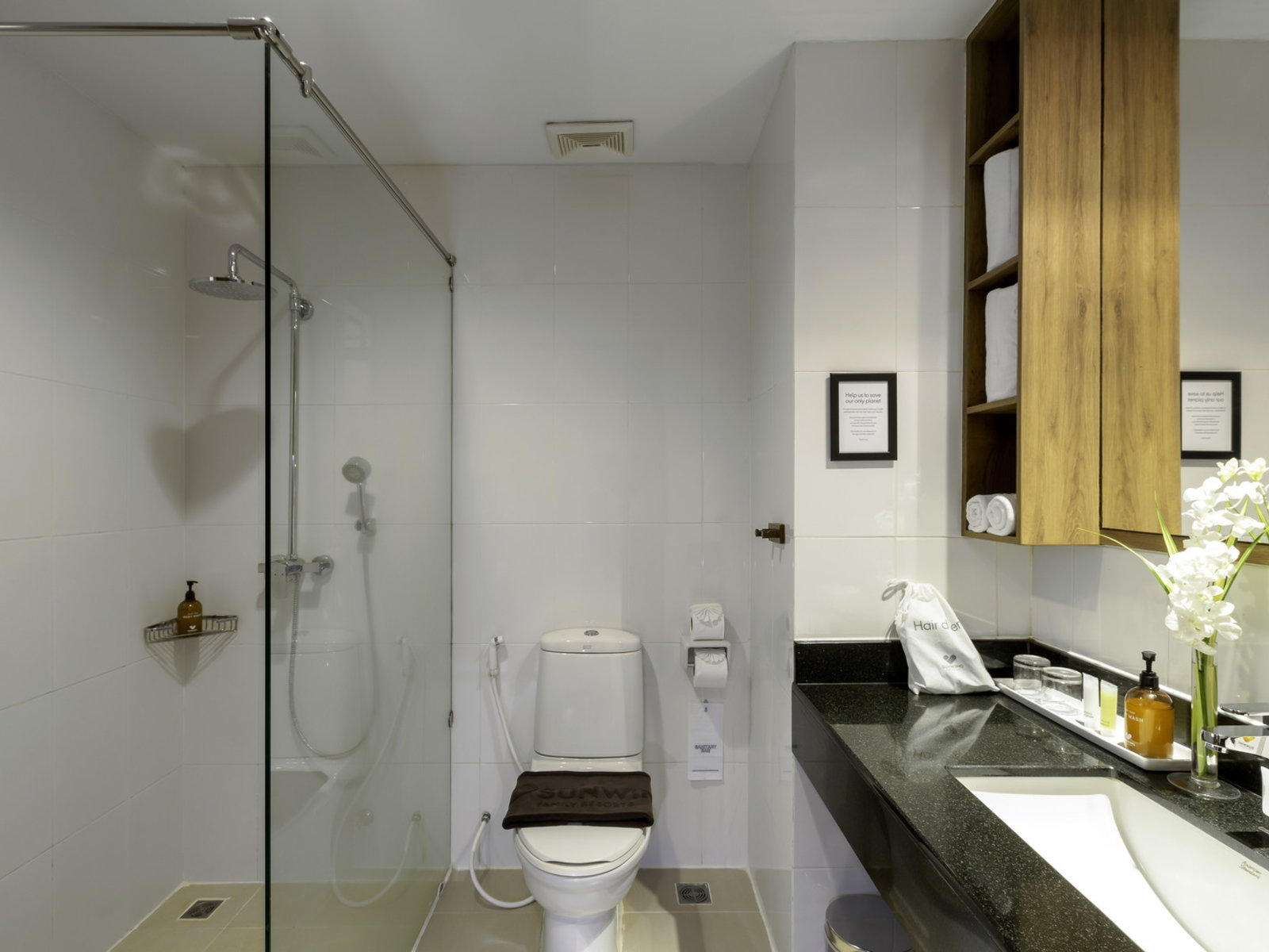 Wohnbeispiel Royal Studio Pool Access