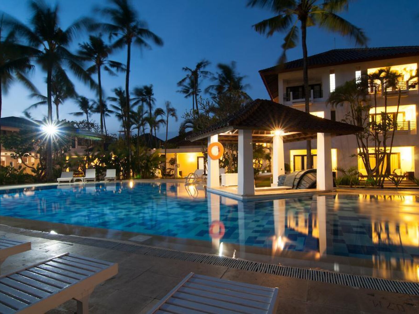 Pool