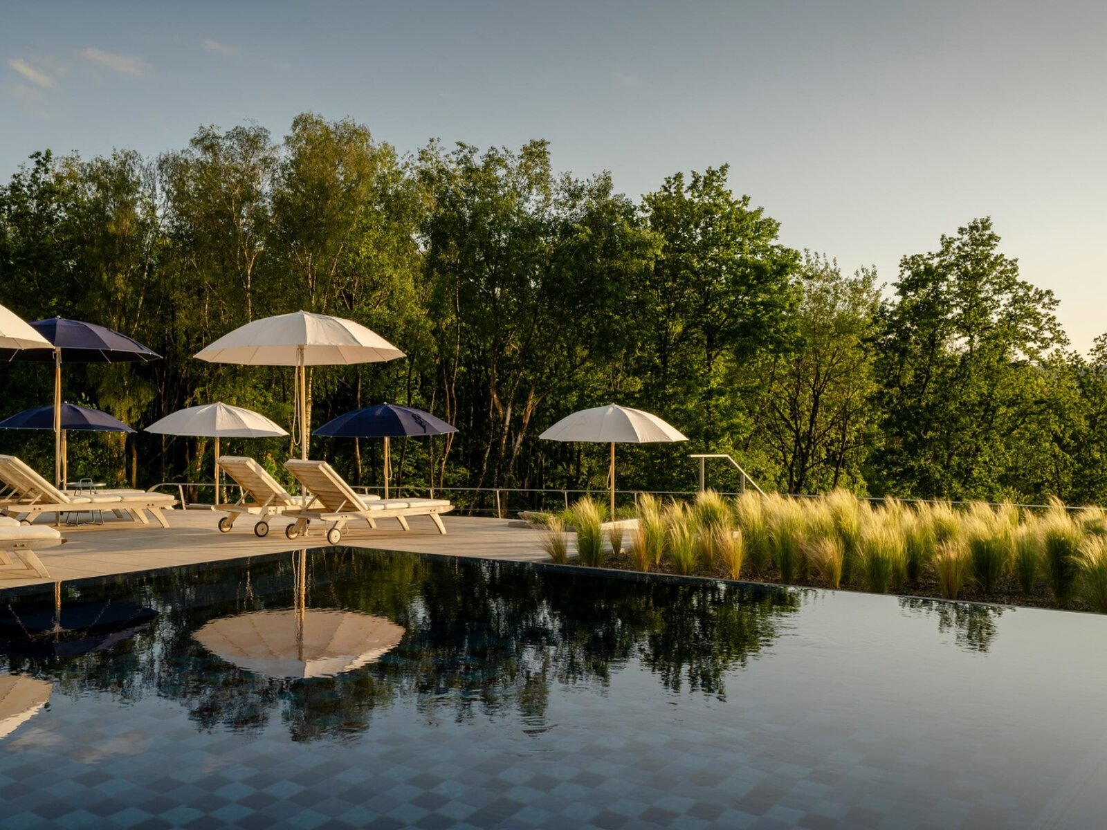 Infinitypool