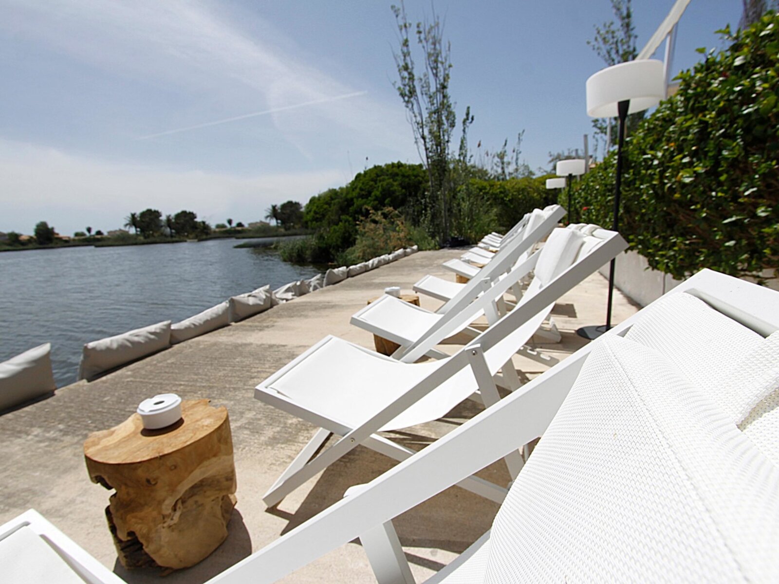 Cap Blau Lounge & Restaurant