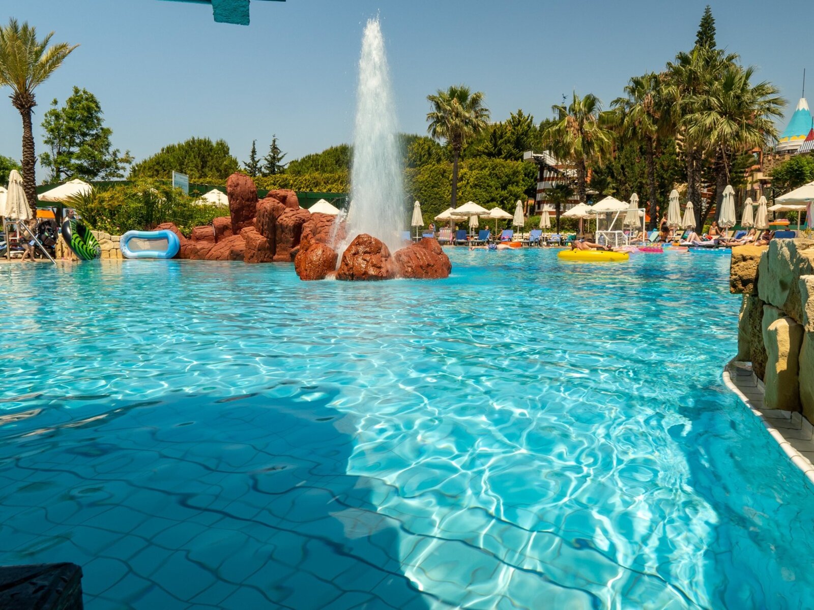 MAIN POOL