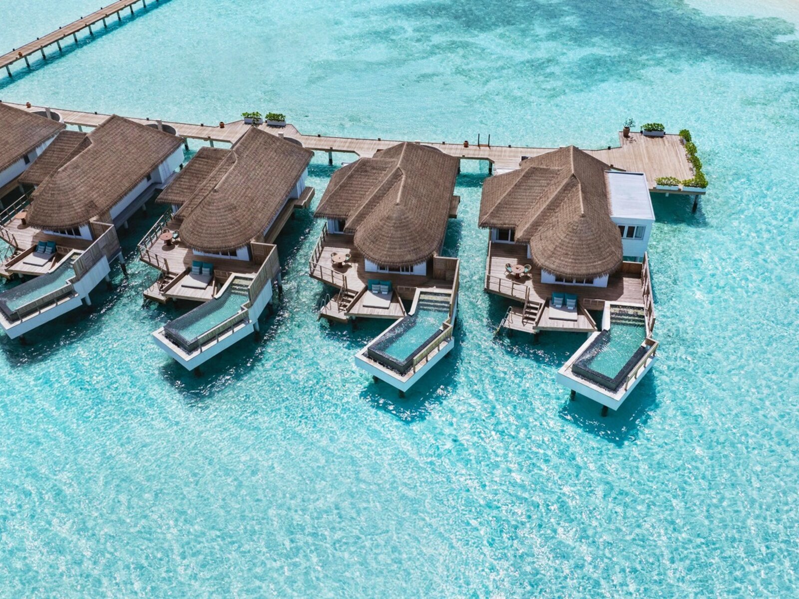 Wohnbeispiel Water Villa with Pool