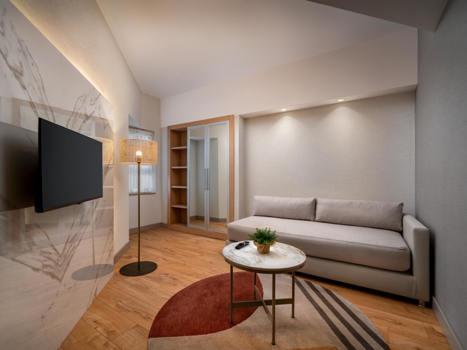 Wohnbeispiel Suite Main Building Land View