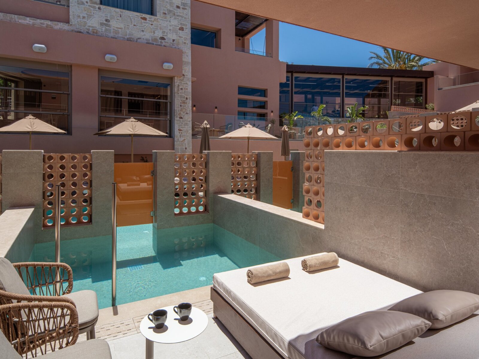 Wohnbeispiel Signature Private Lagoon  Sea View Hot Tub