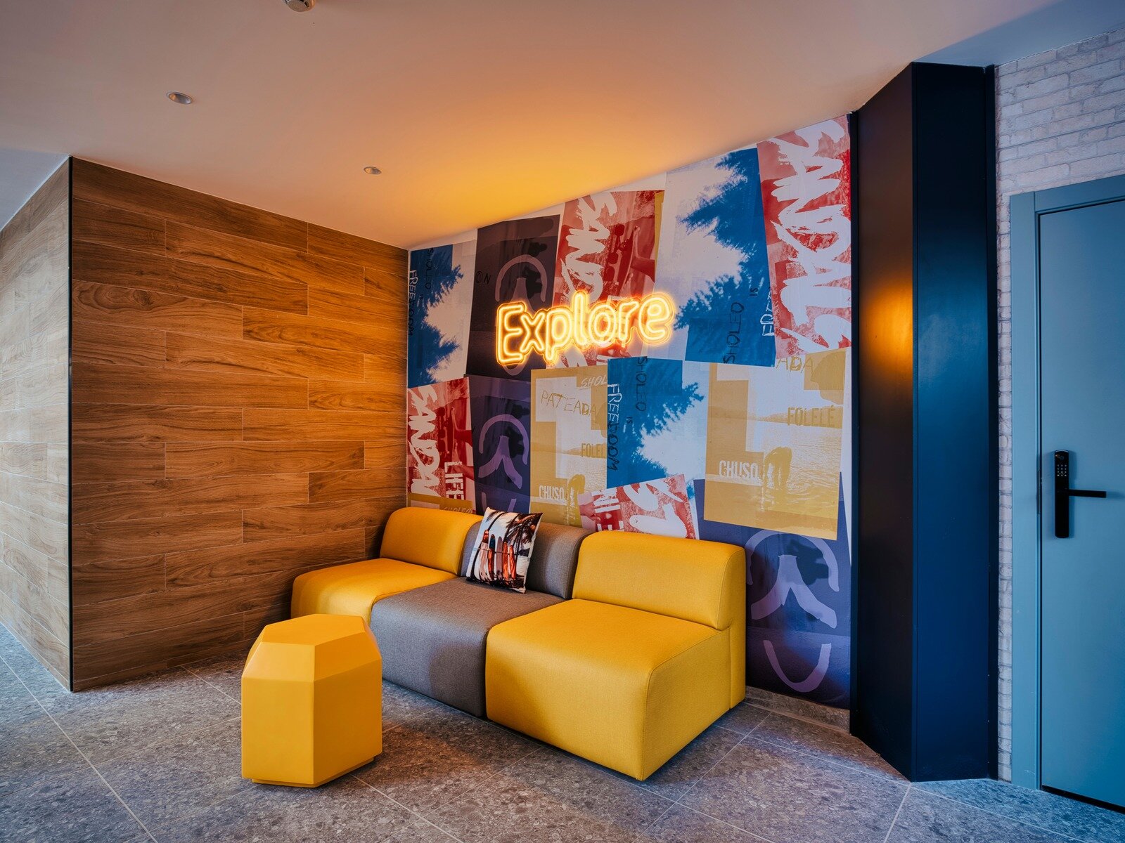 ORIGINAL HUB Lounge Bar