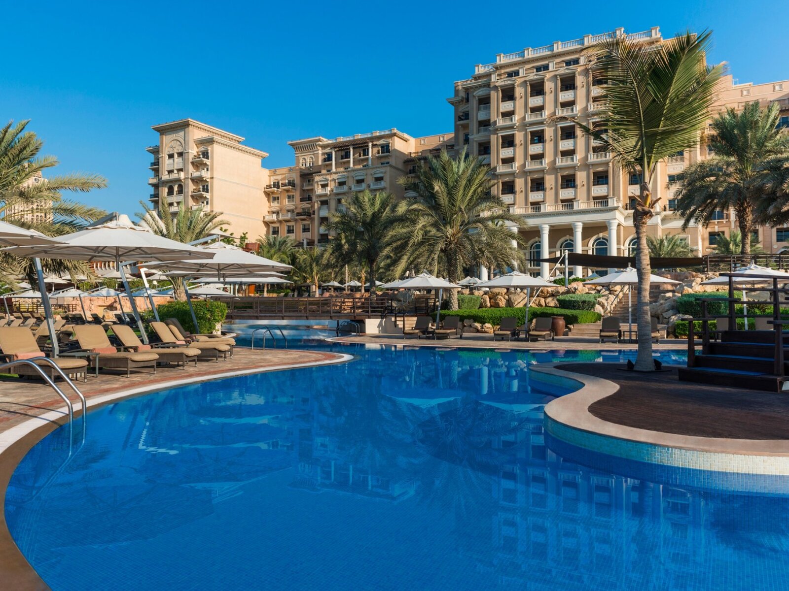 Winding Pool