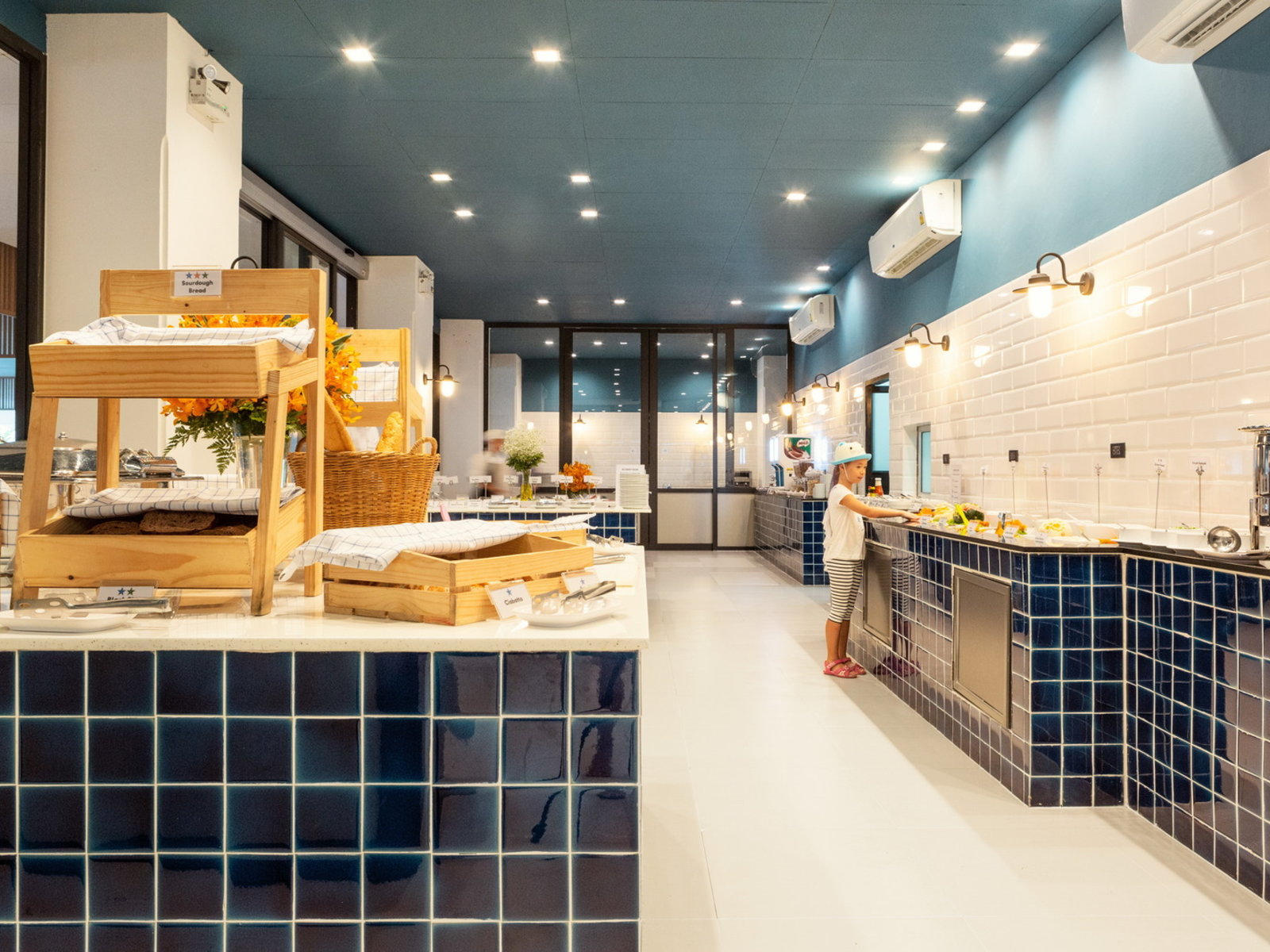 SOM's Kitchen