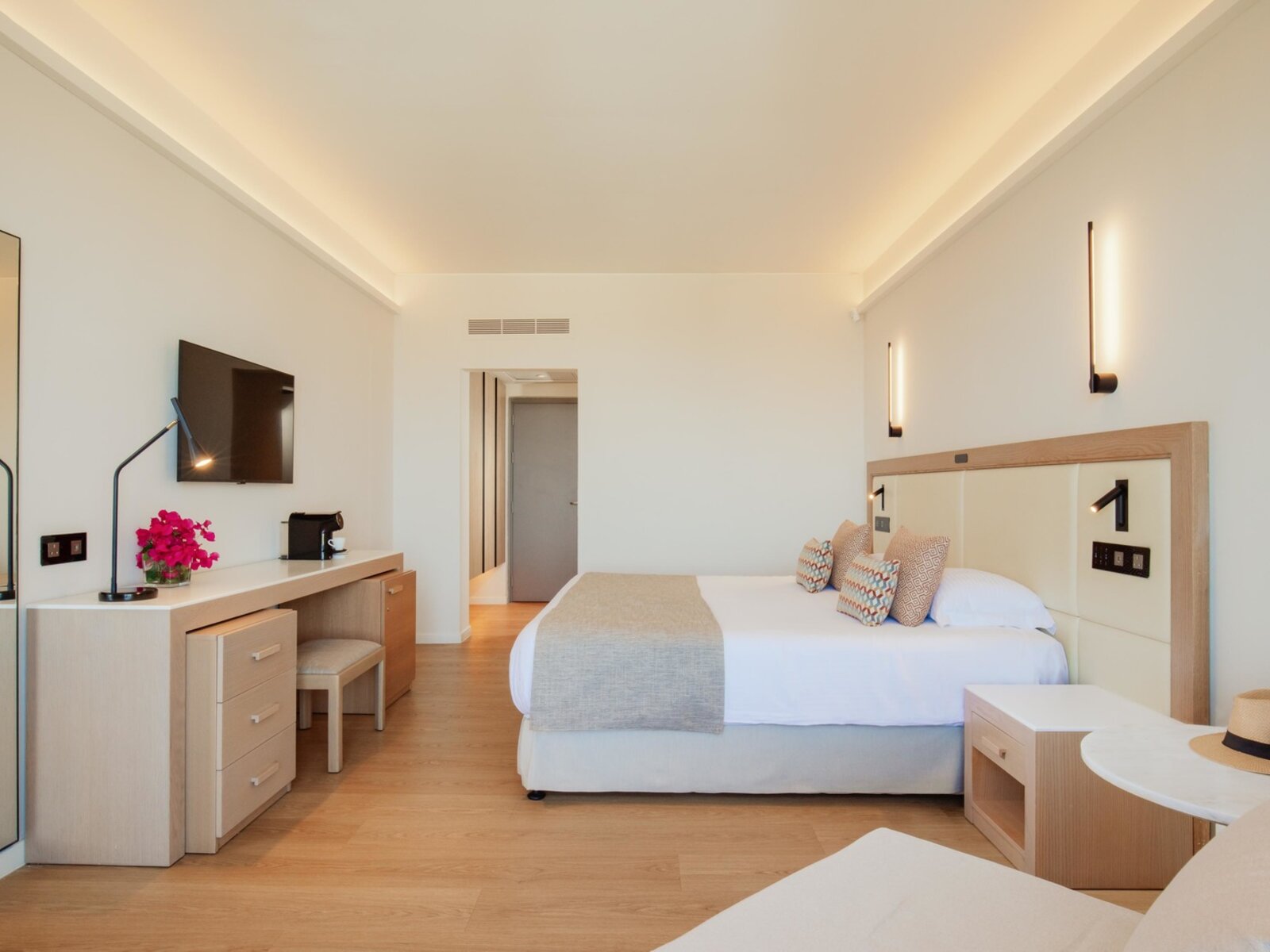 Wohnbeispiel Superior Economy Inland View Room