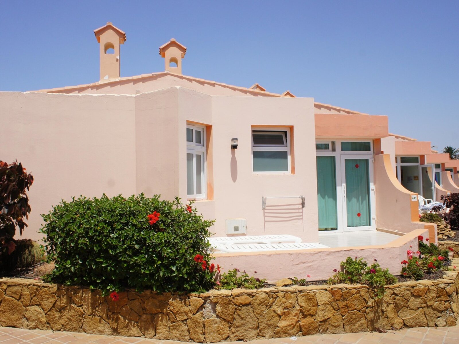 Wohnbeispiel Bungalow Pool View