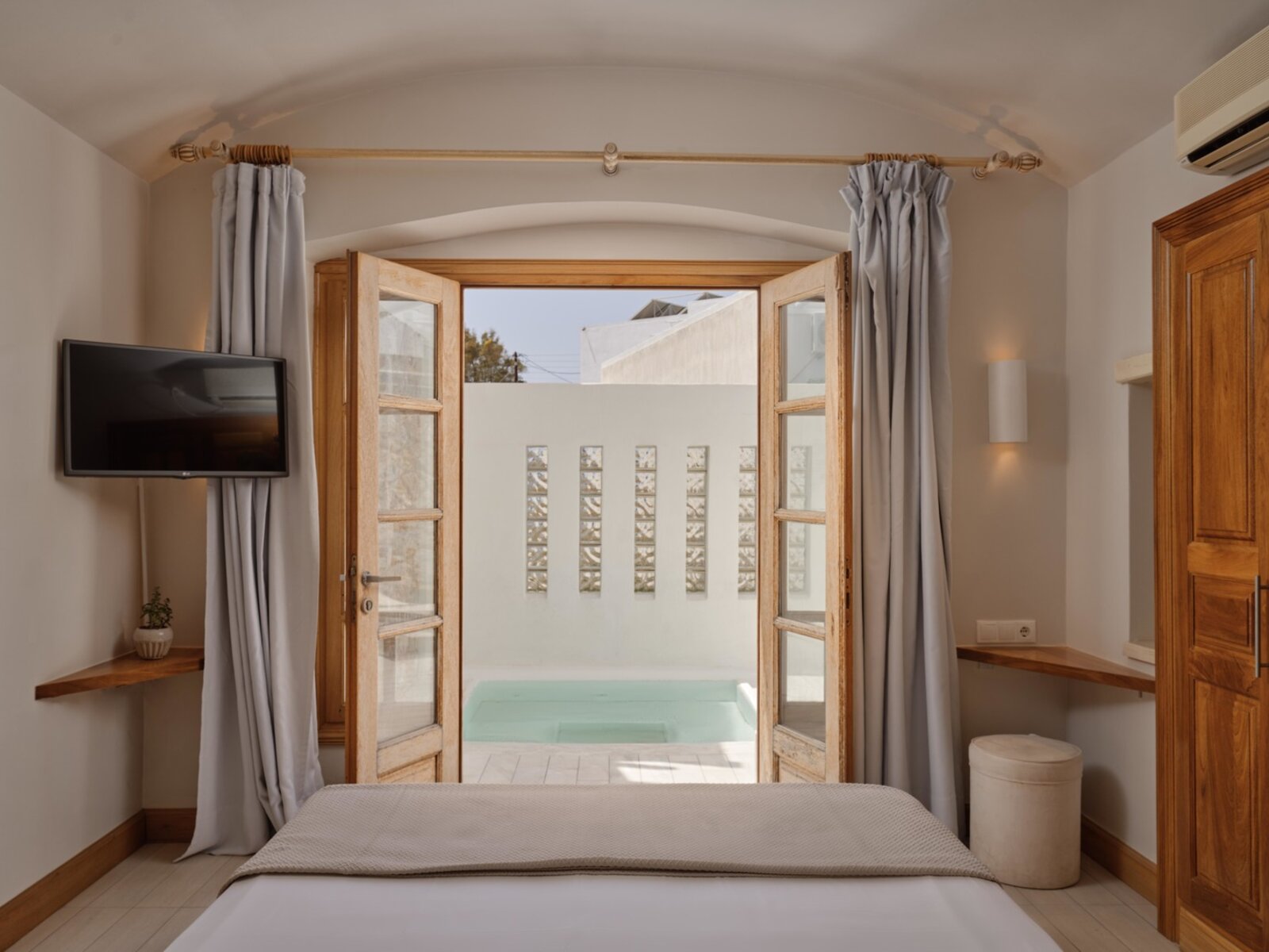 Wohnbeispiel Juniorsuite with outdoor Whirlpool