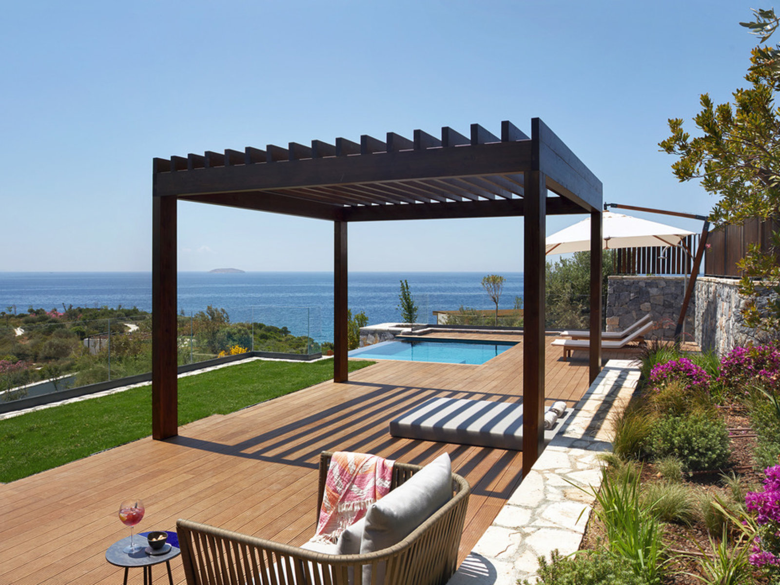 Wohnbeispiel Seaview Master Suite with pool