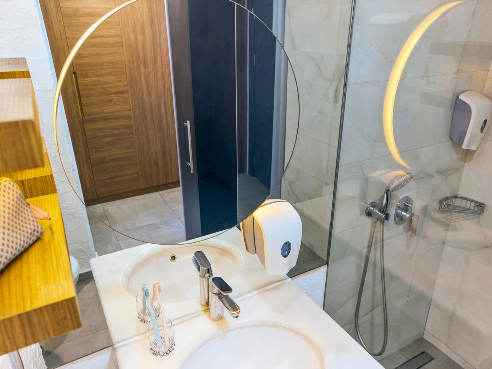 Wohnbeispiel Double Room Mainbuilding