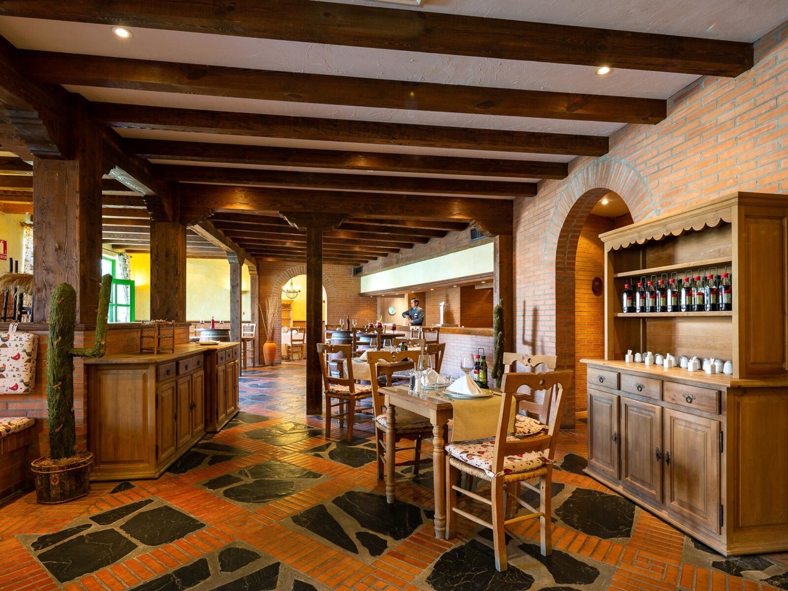 RESTAURANTE YAIZA