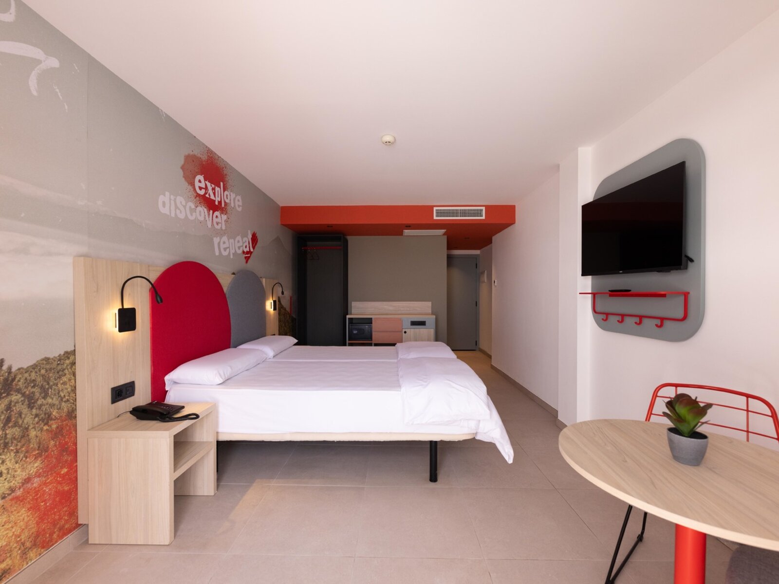 Wohnbeispiel Double Room Lateral Sea View