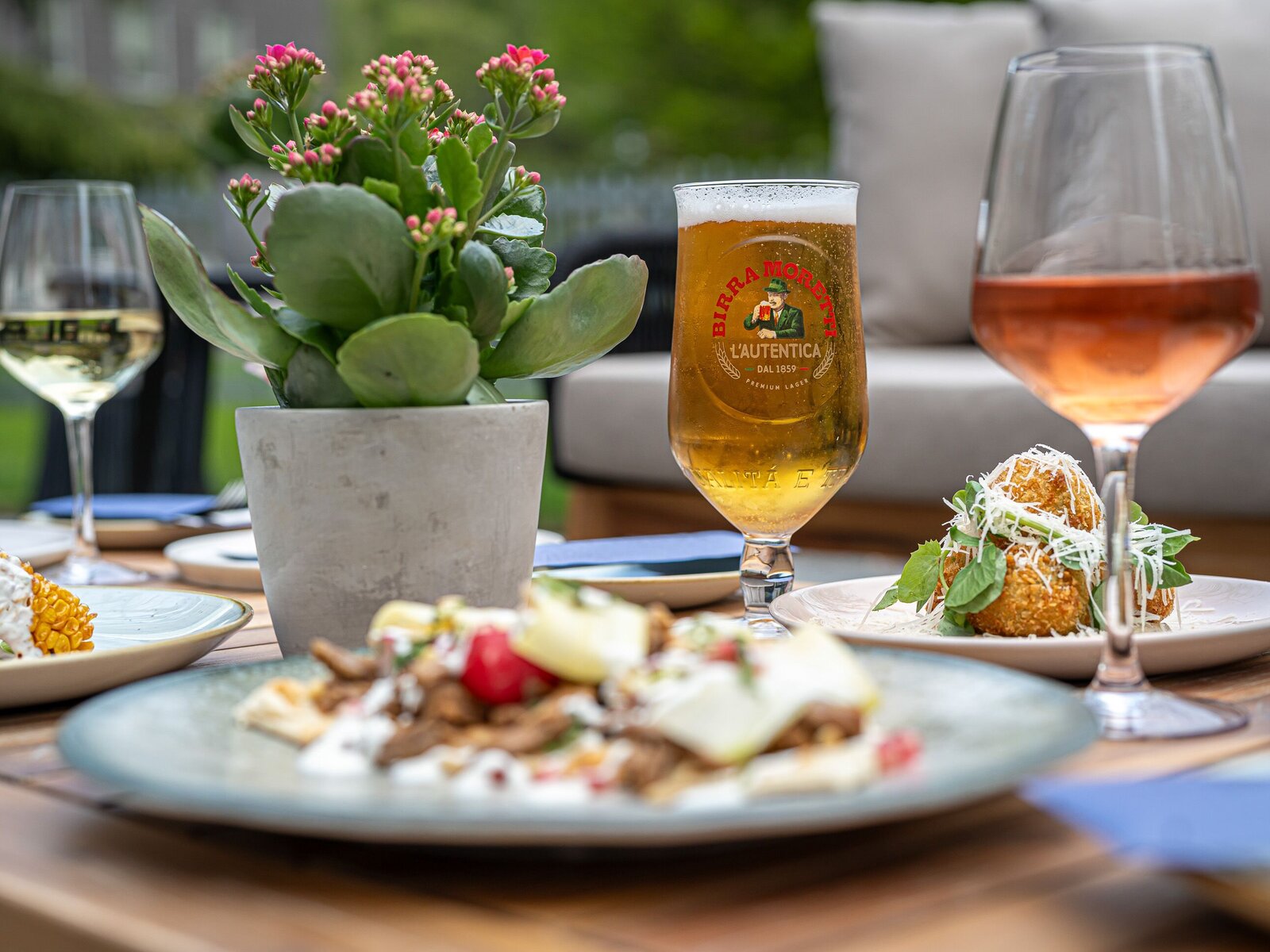 Essen und Trinken