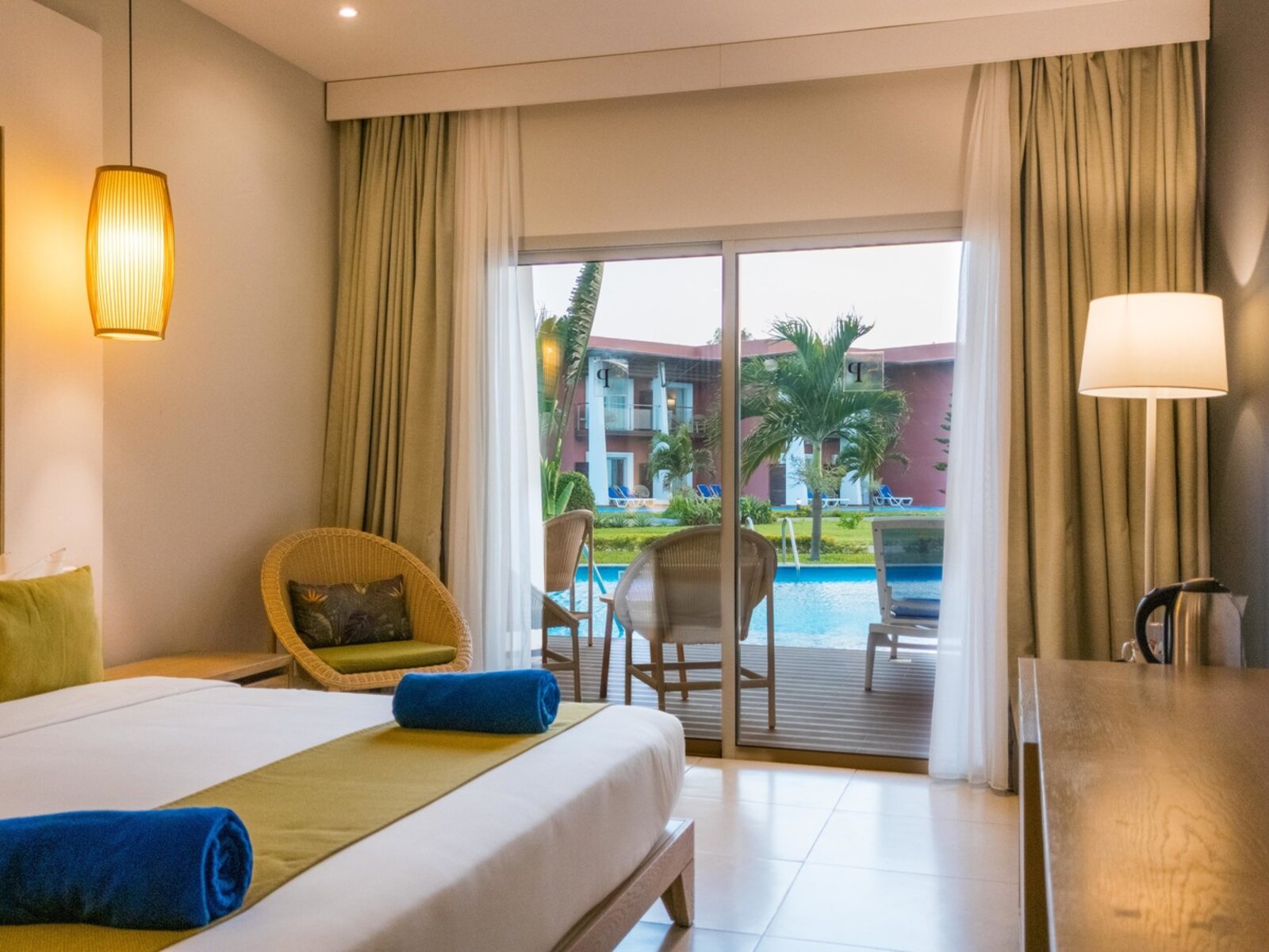 Wohnbeispiel Superior Swim Up Room