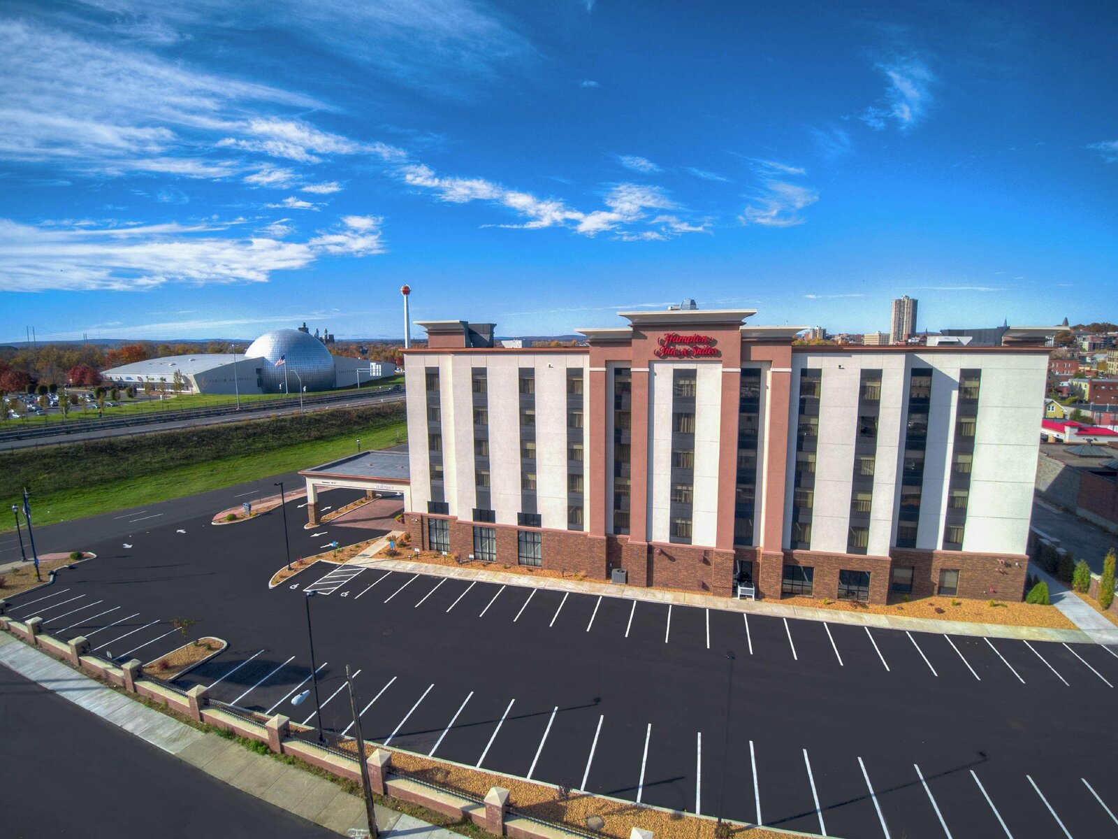 Hampton Inn Springfield Mo Hotel Hampton Inn & Suites Springfield/Downtown in West Springfield ...
