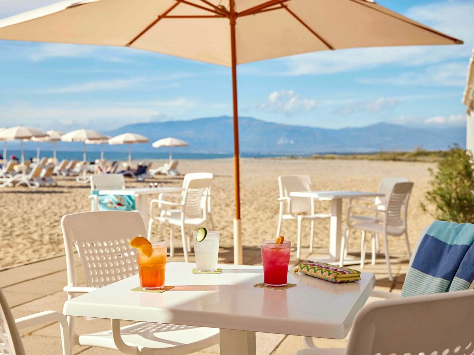Beach Bar