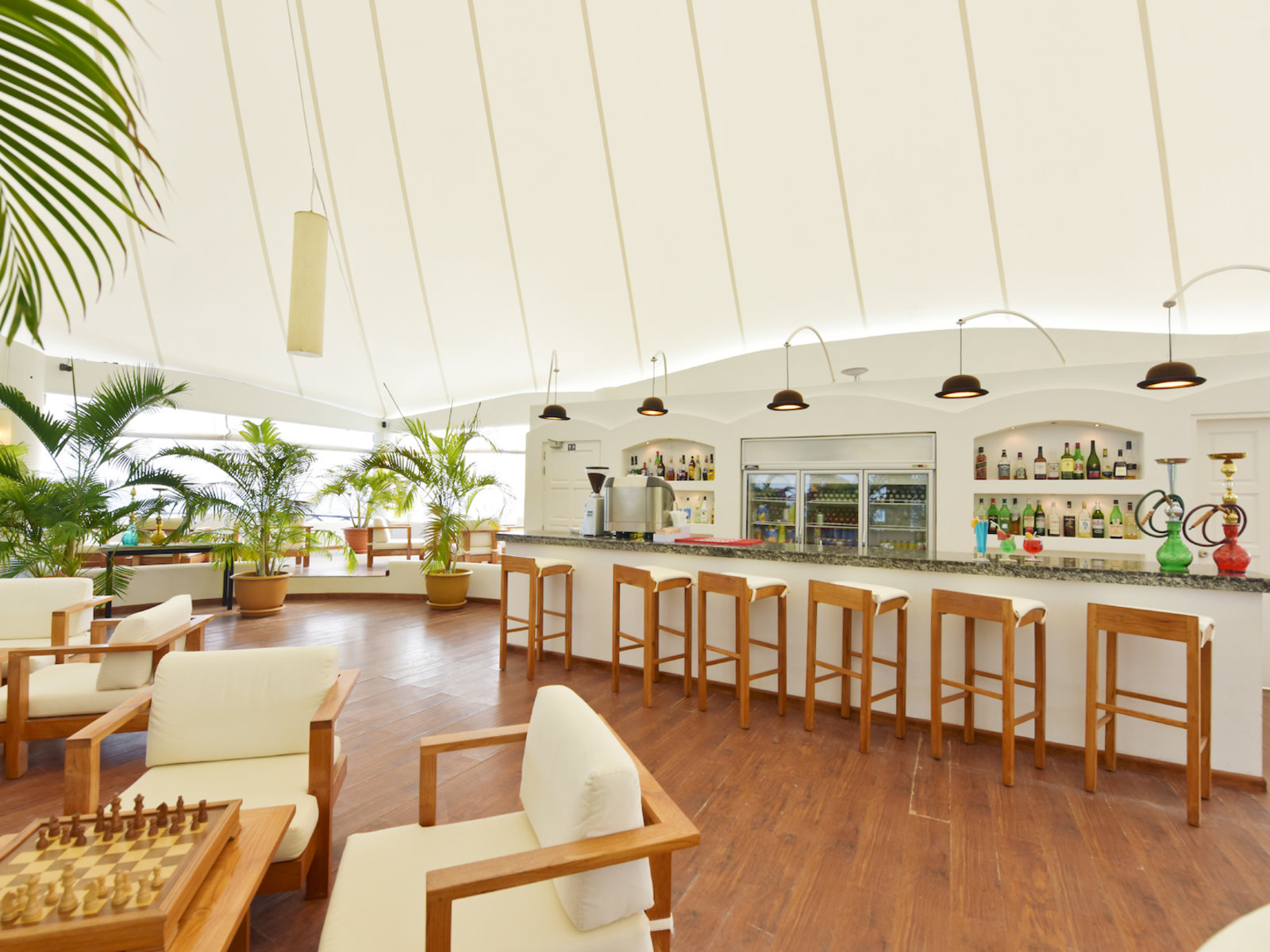 Palm Bar