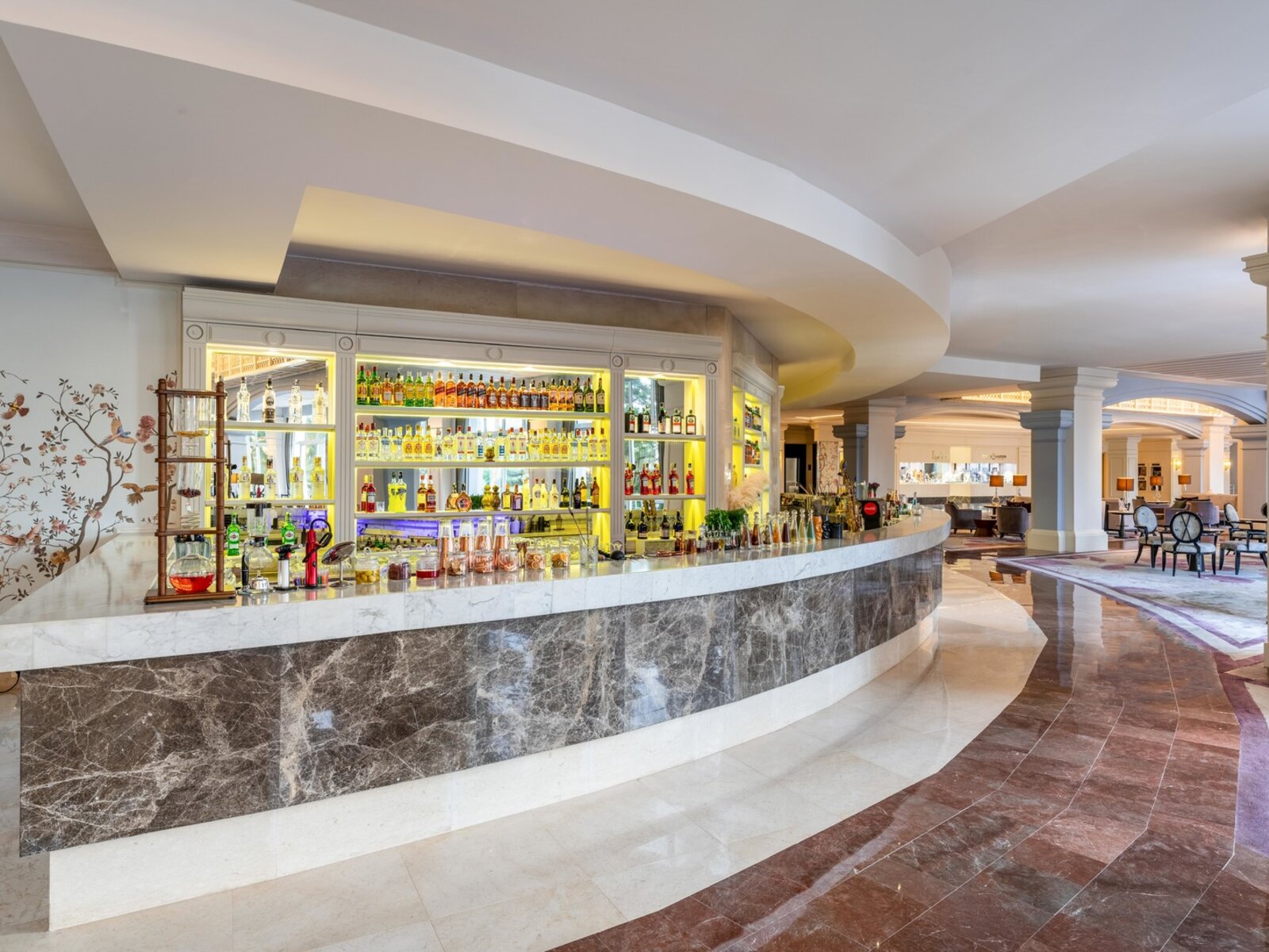 Lobby Bar