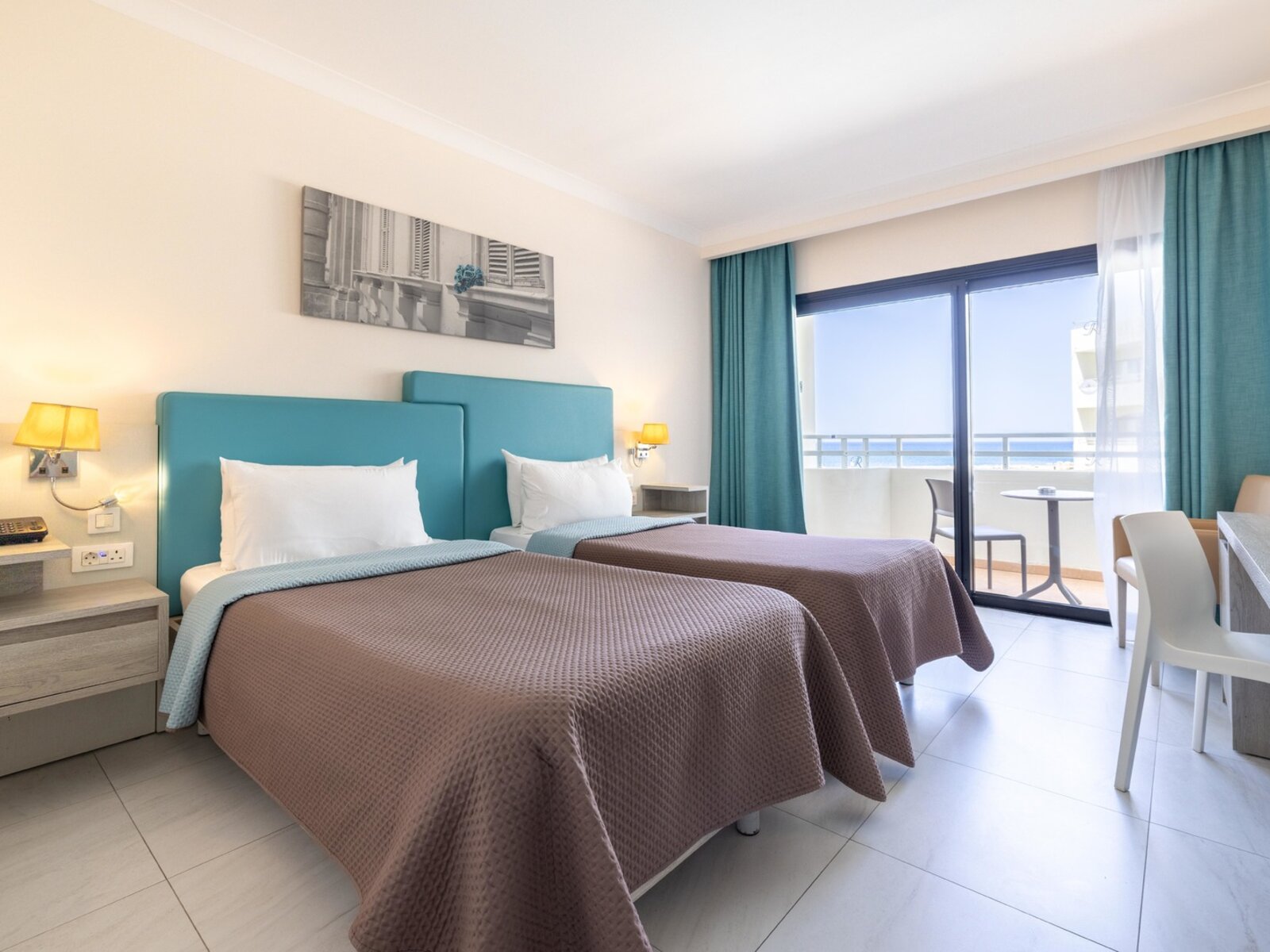 Pool  Seaview Room