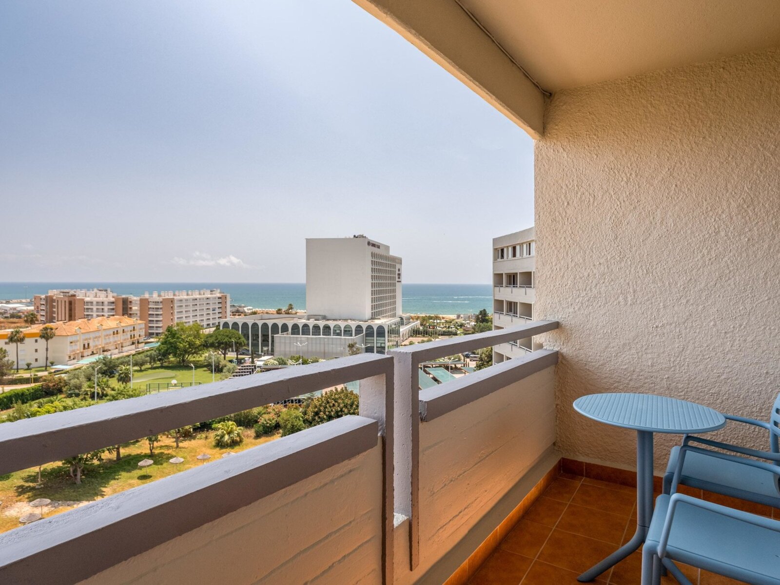 Wohnbeispiel DOUBLE ROOM KING/TWIN BEDS SEA VIEW