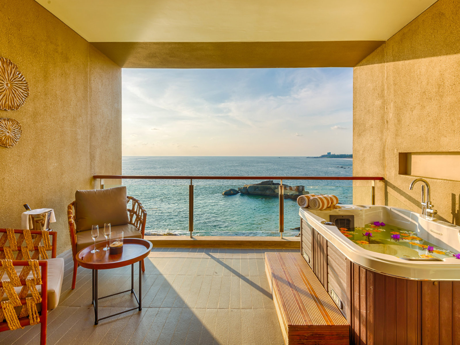 Wohnbeispiel Jacuzzi Suite
