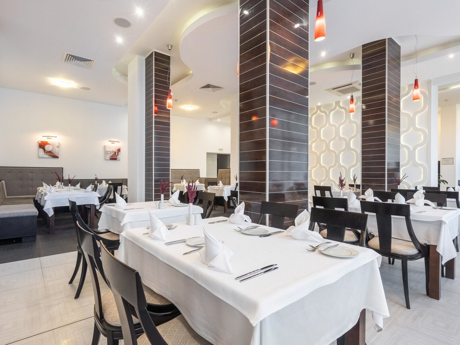 Main A la Carte Restaurant