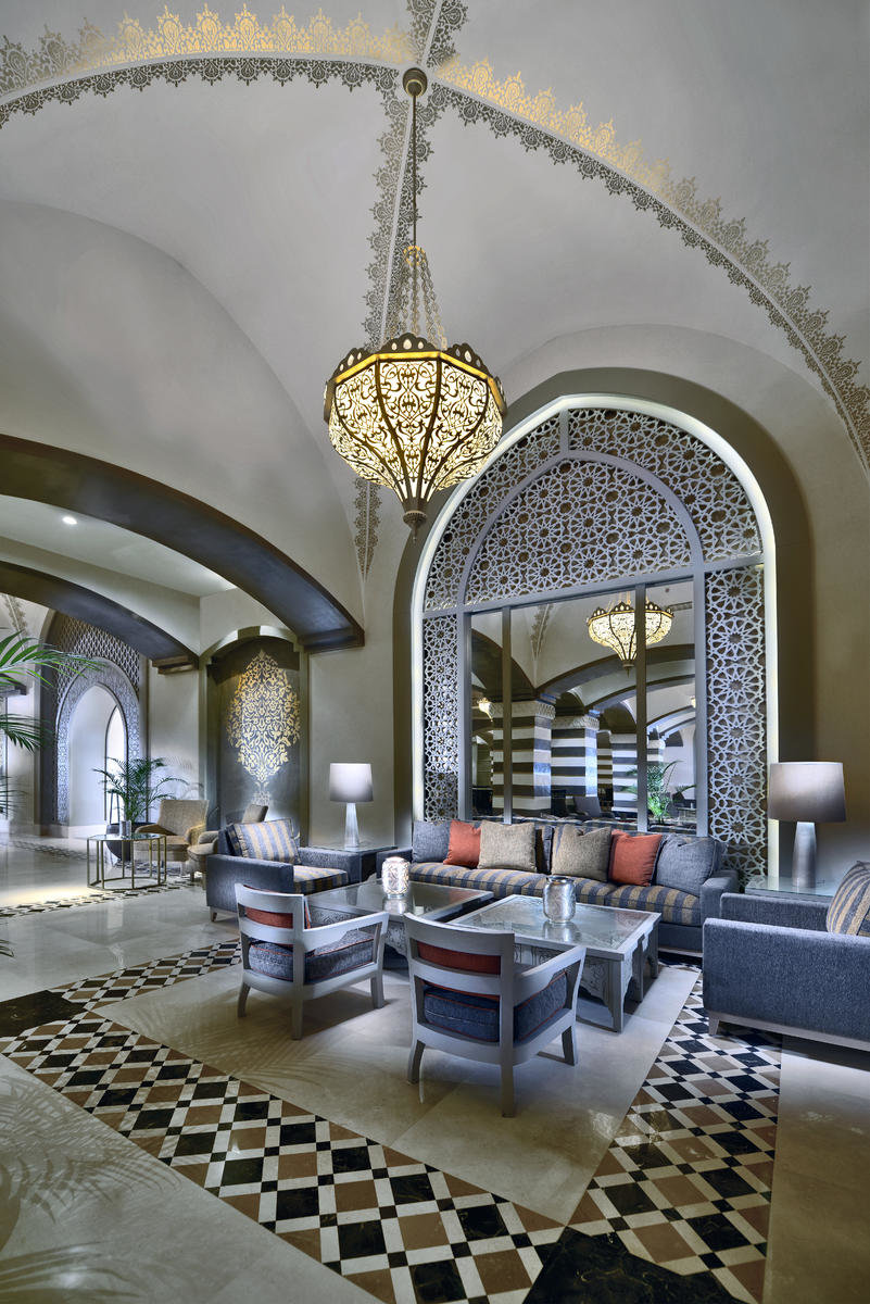 Cazar Lobby Bar