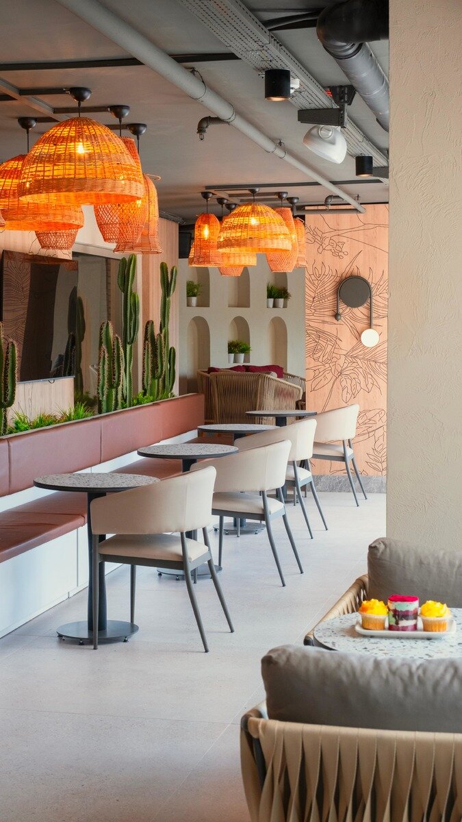 Leo's Cafe - Patisserie