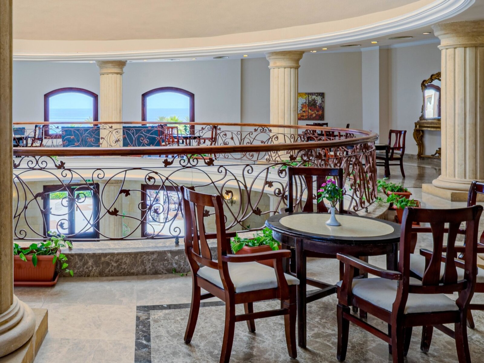 Balcon Lobby Bar
