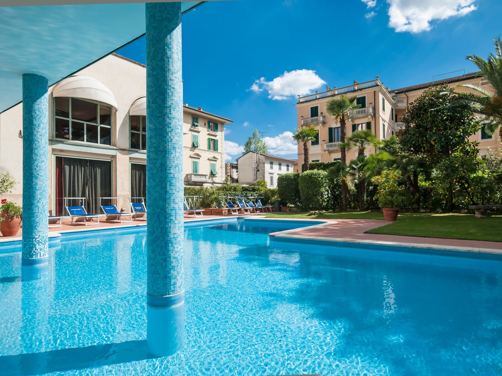 Pool