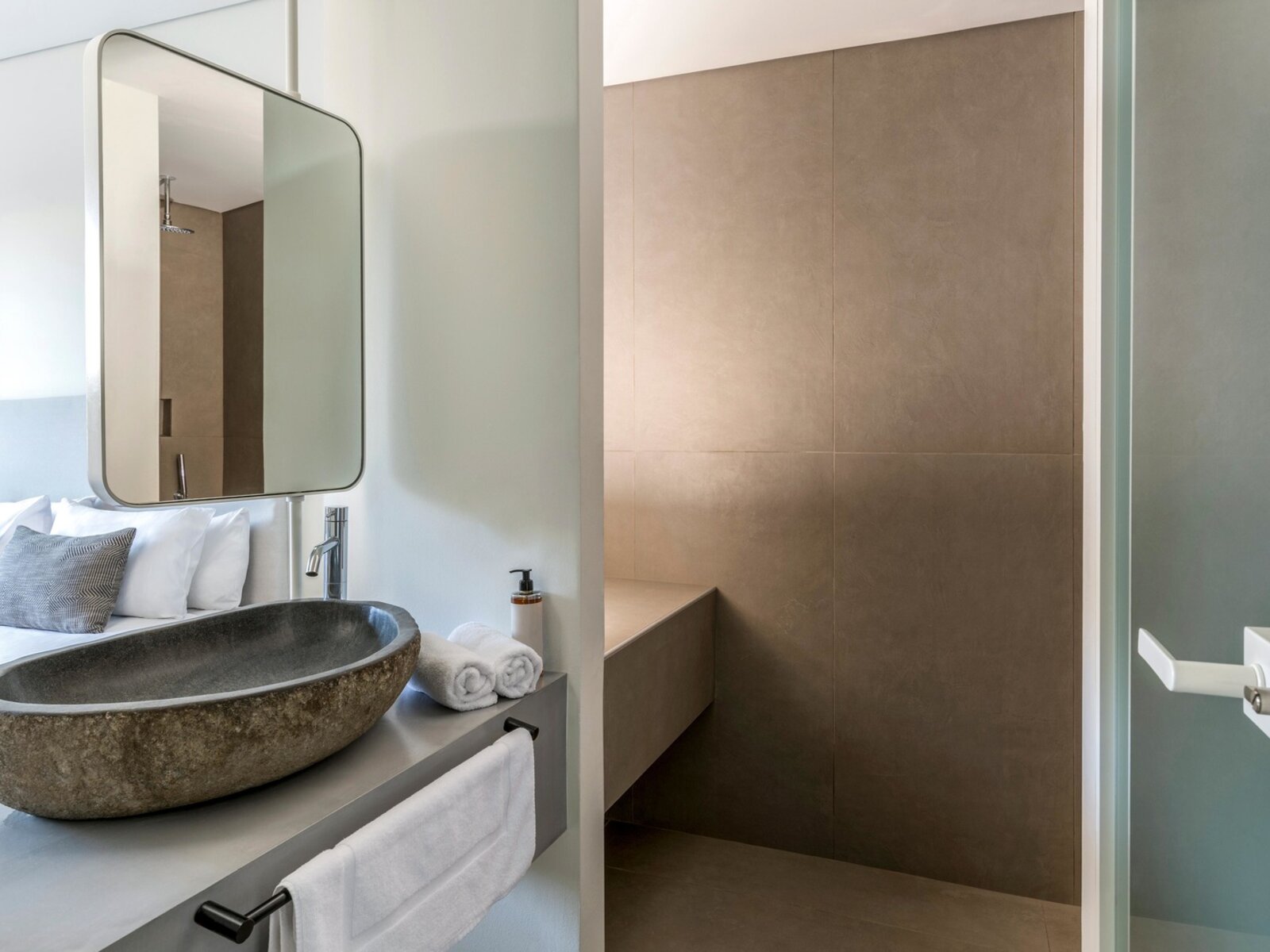 Wohnbeispiel Double Room Swim Up
