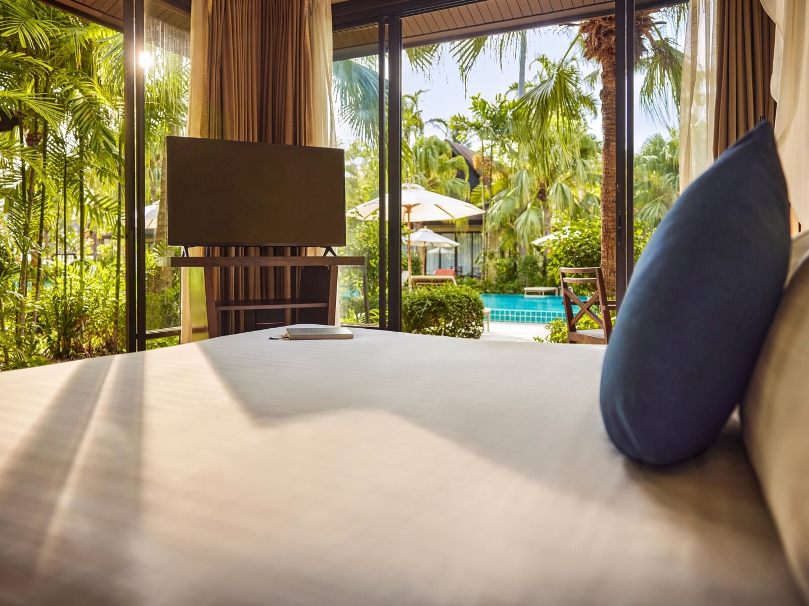 Wohnbeispiel Pool Access Villa