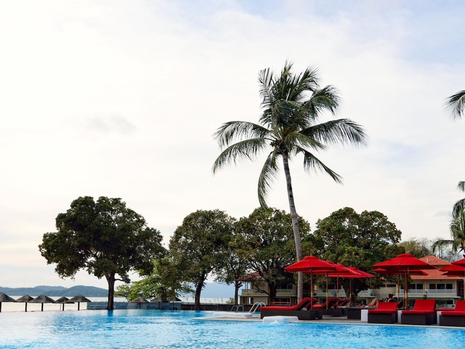 LaVilla Poolclub & Restaurant