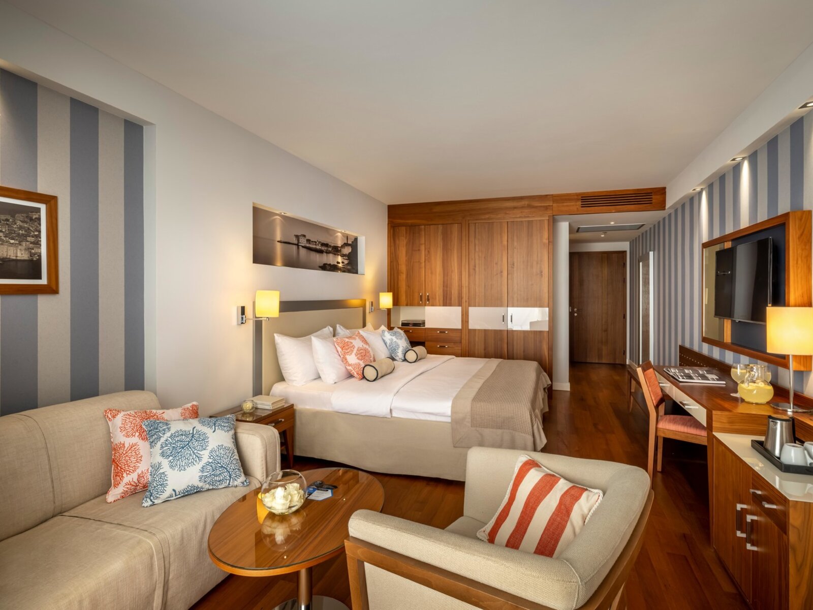 Wohnbeispiel Room for 2+2 Seaview