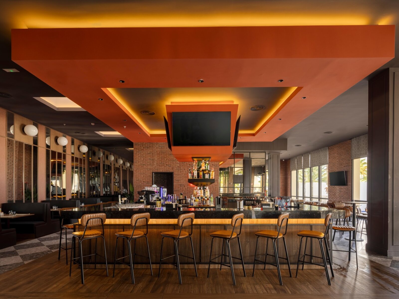 Sportsbar + Restaurant American Country