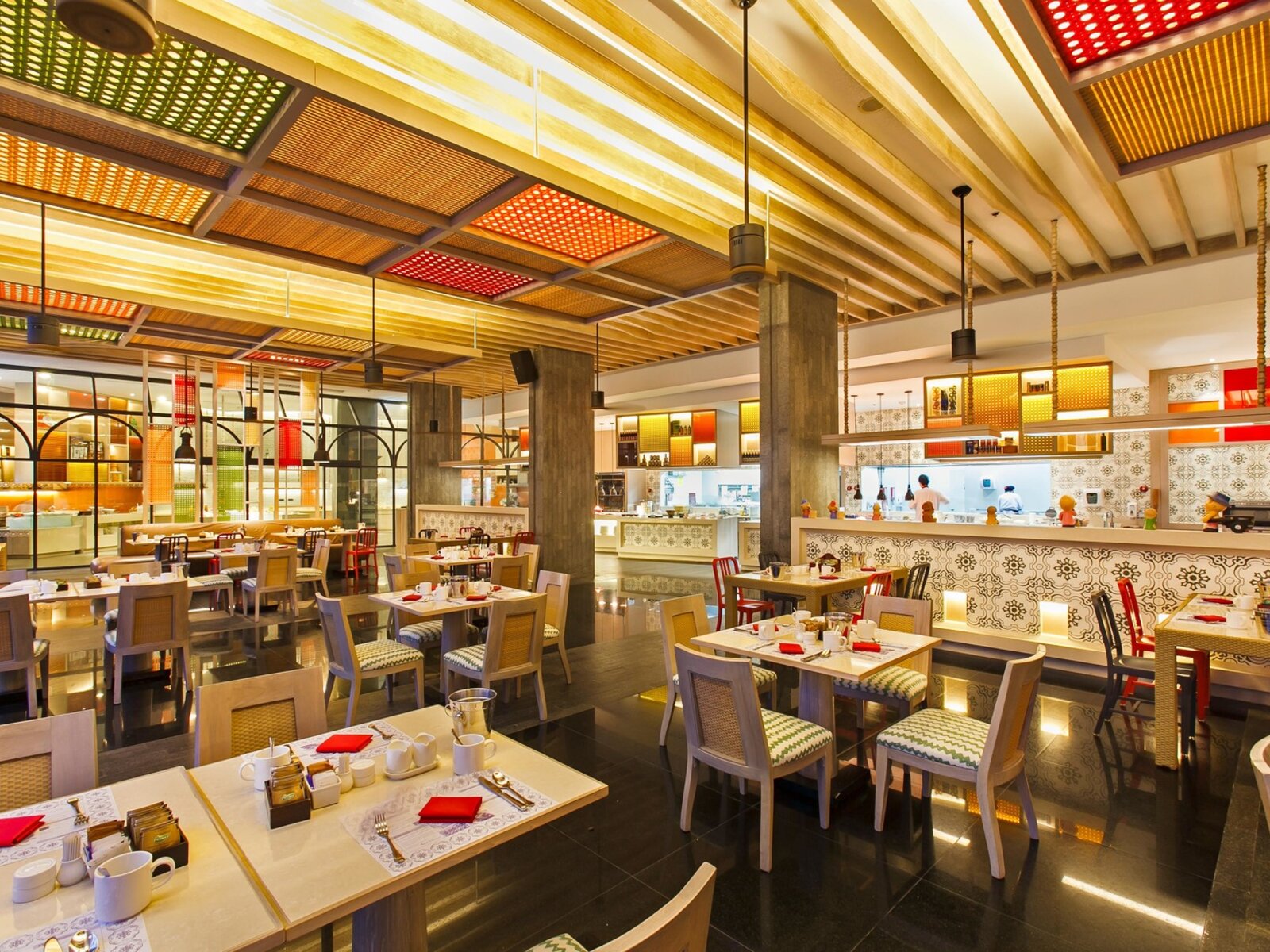 Sea Breeze Cafe & Terrace