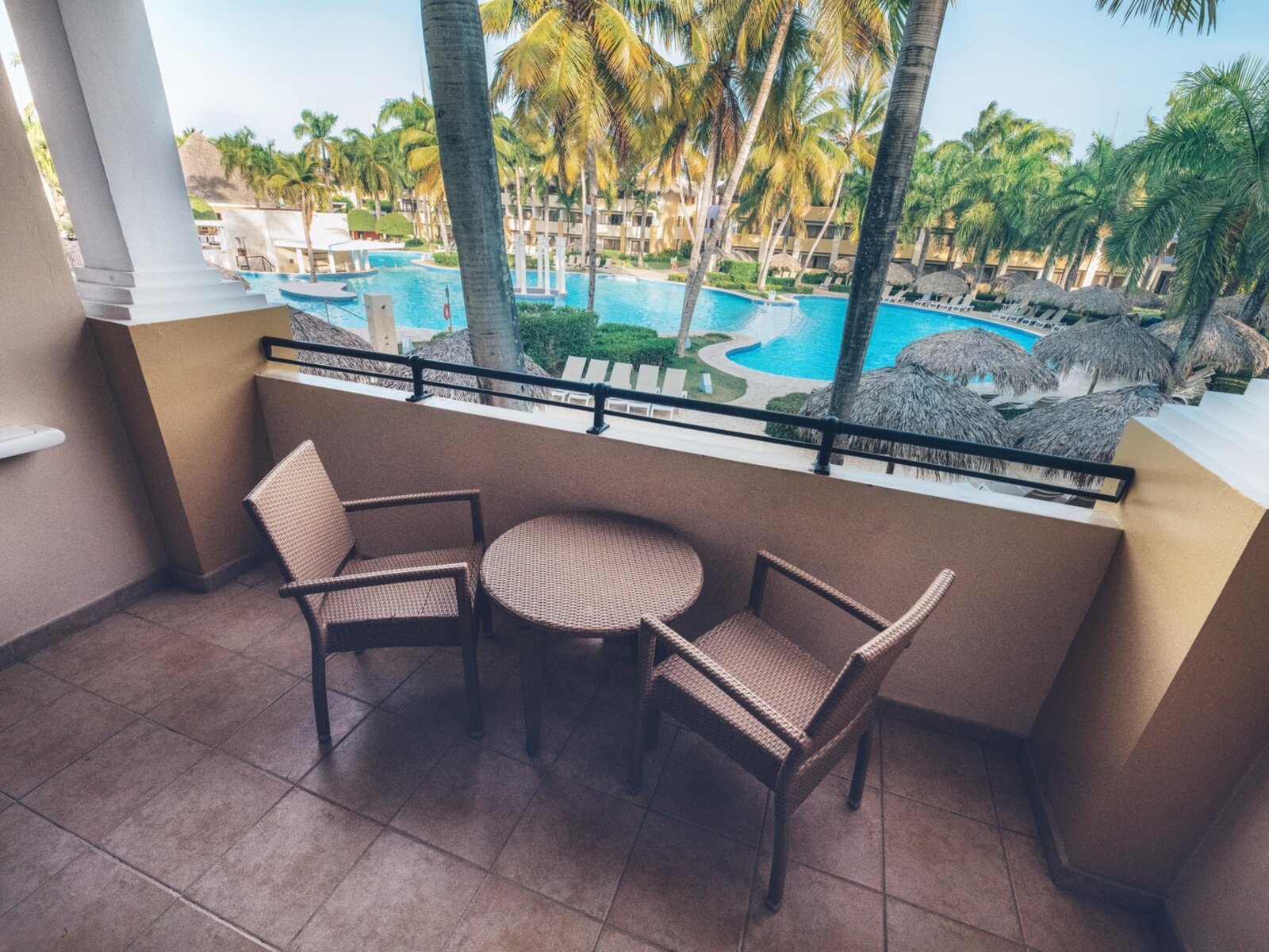 Wohnbeispiel Double Room Pool View / Premium Pool View