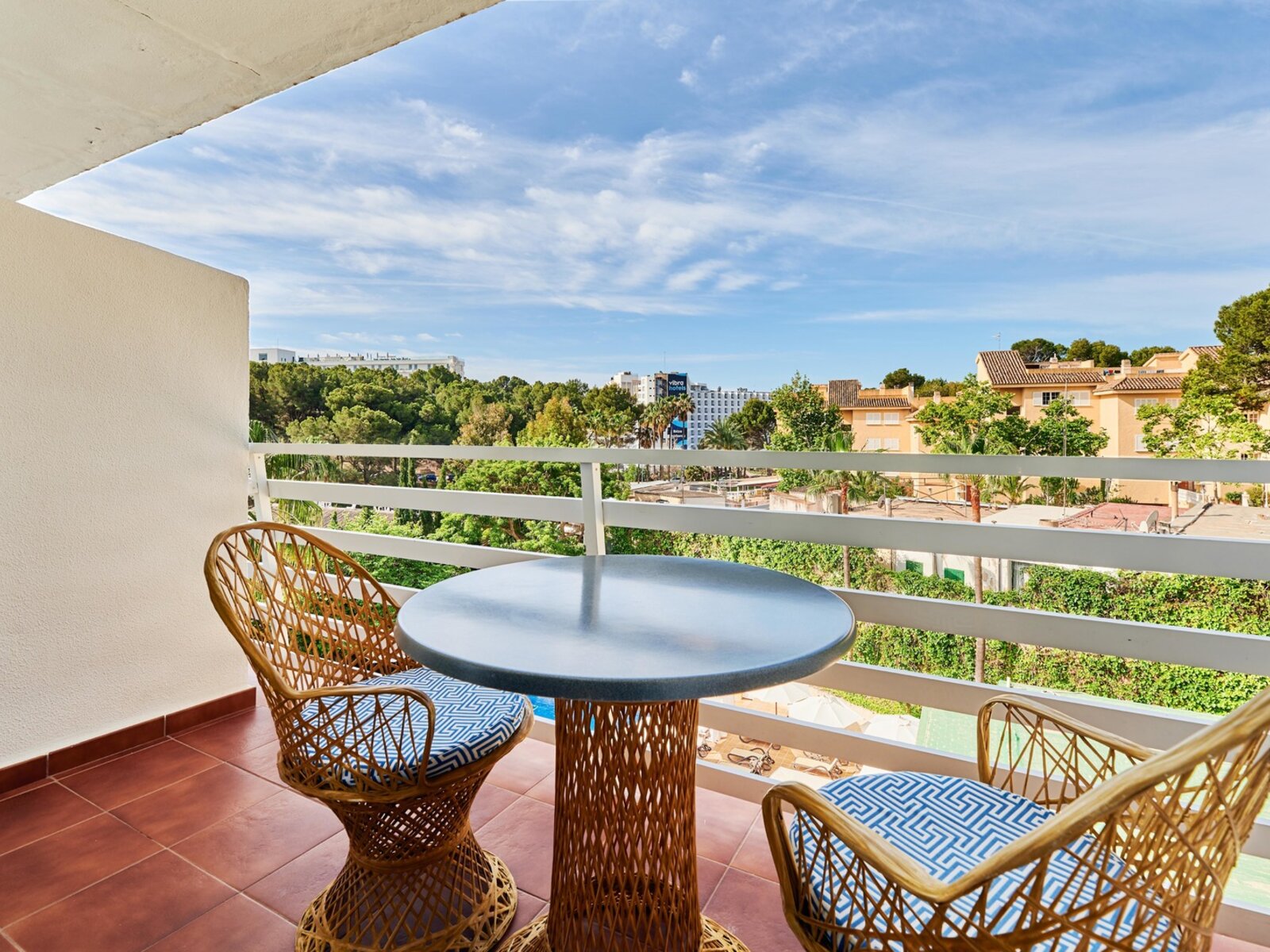 Wohnbeispiel Doppelzimmer Pool View