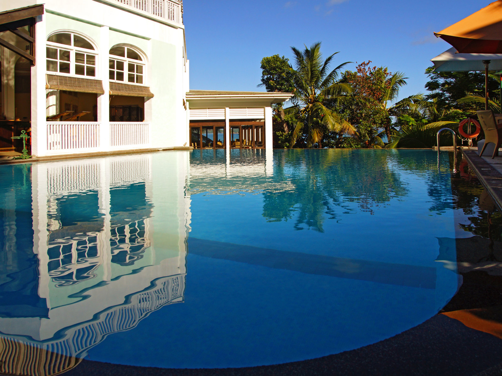 Infinitypool