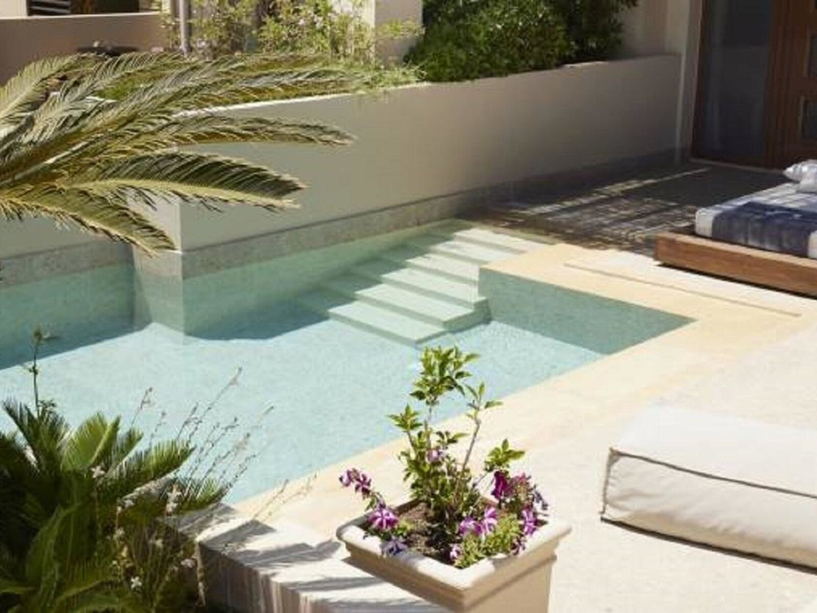 Wohnbeispiel One Bedroom Suite with Private Pool