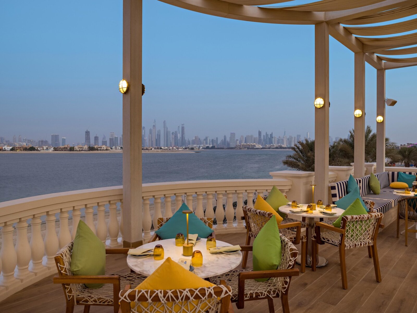 VILLAMORE BEACH RESTAURANT