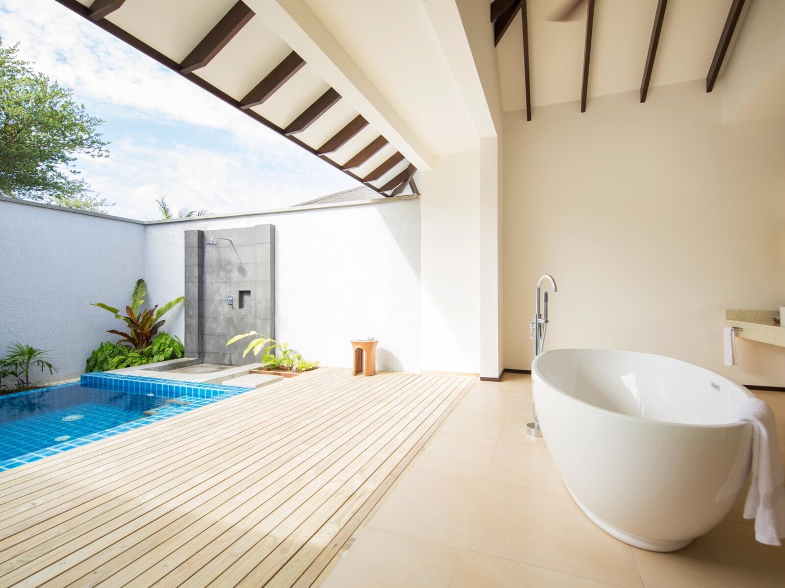 Wohnbeispiel Single with Child Beach Villa Private Pool