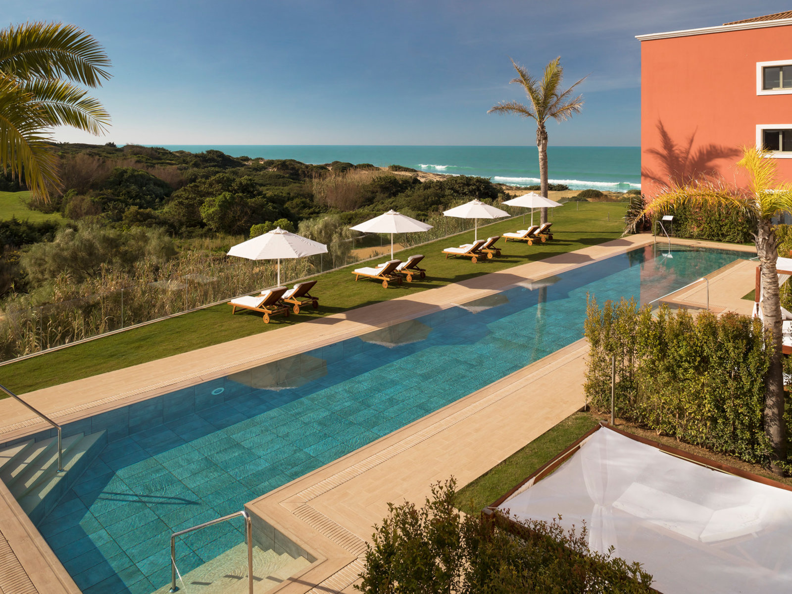 The Level Pool