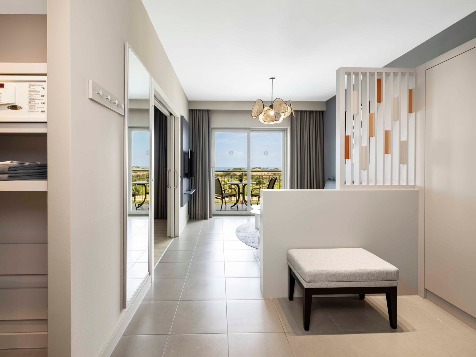 Deluxe Suite Sea View