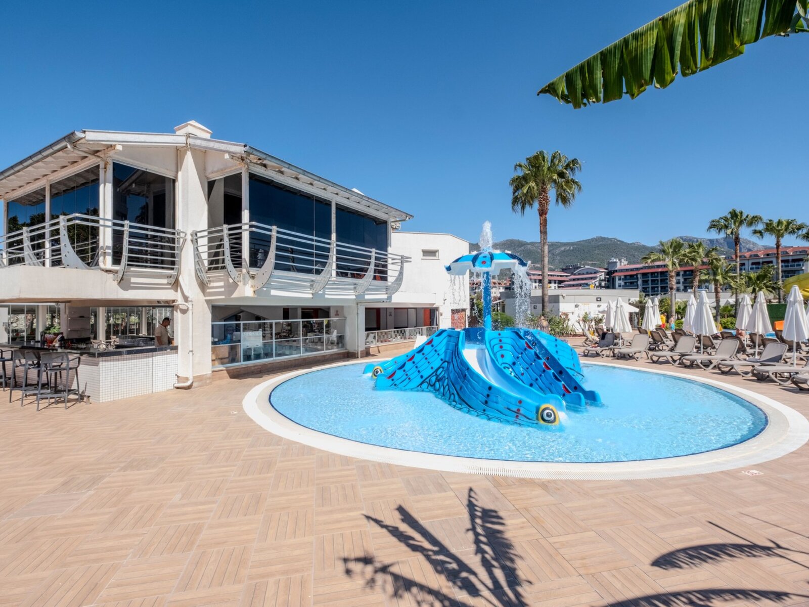 Aqua Bar