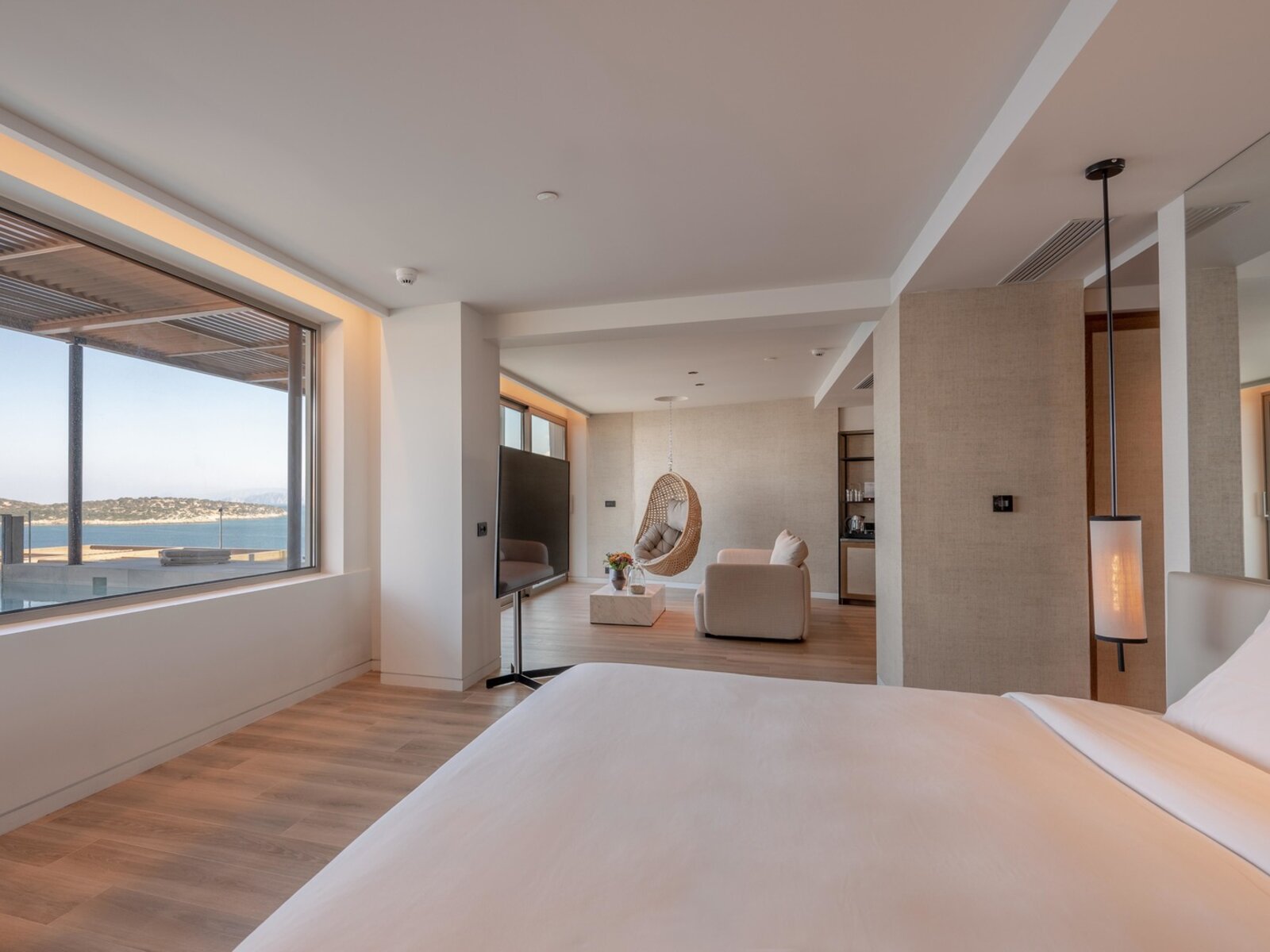 Wohnbeispiel Superb Sea View Suite with private Pool