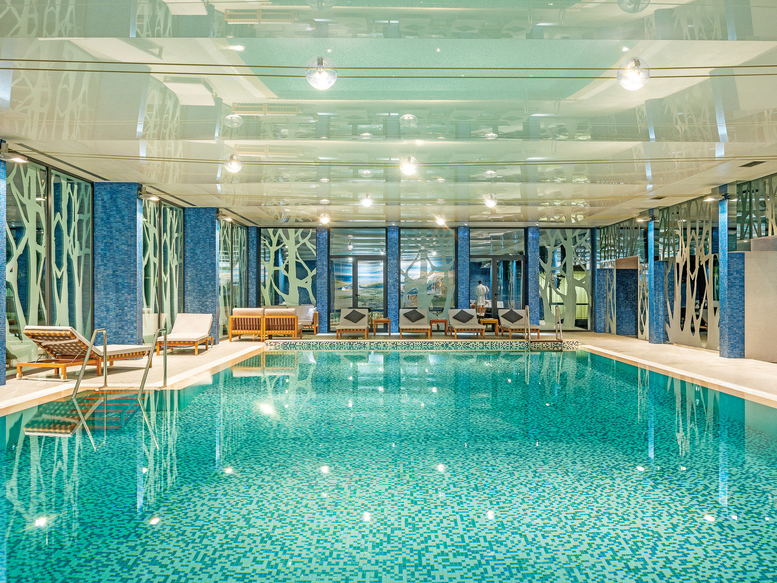Spa pool
