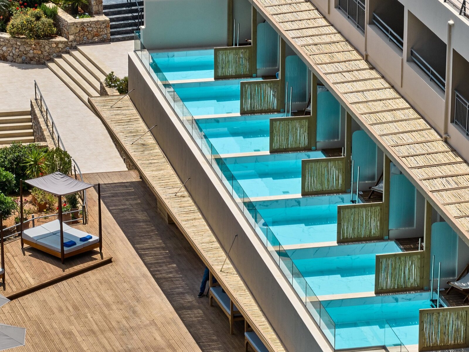 Wohnbeispiel Double Swim Up Private Pool